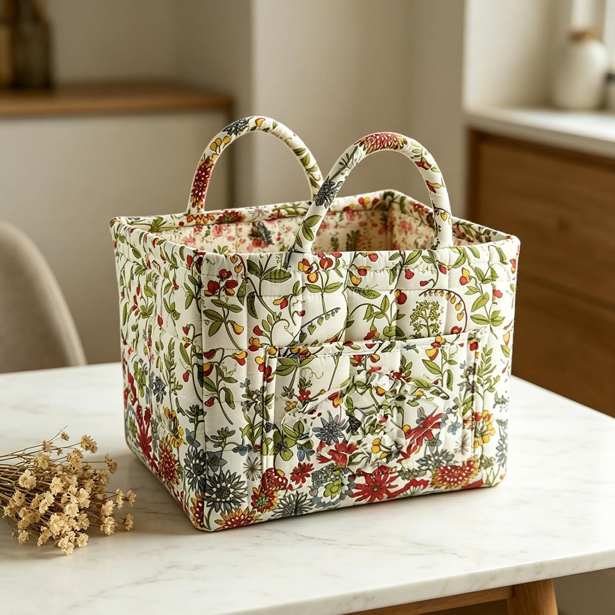 Lingon | Quiltad blommig tygväska